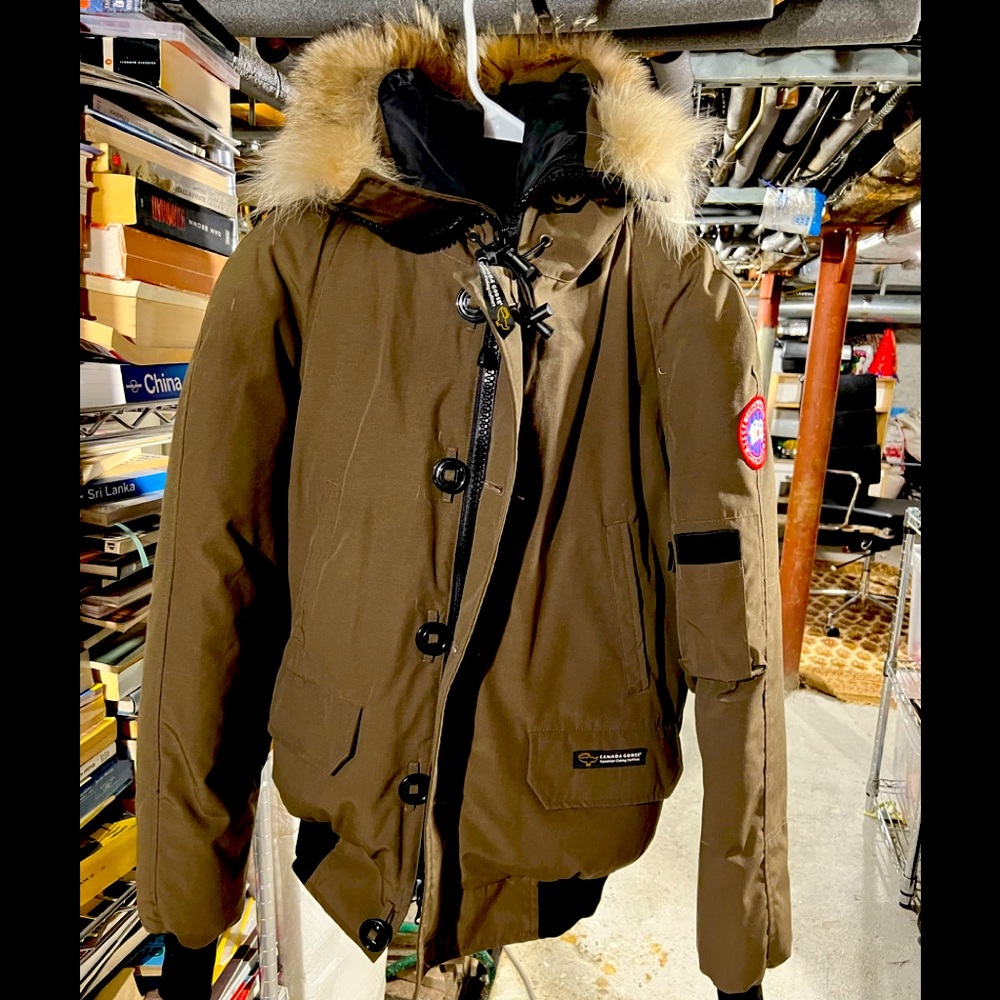 Canada Goose Bomber Jacket olive-earth colour size m